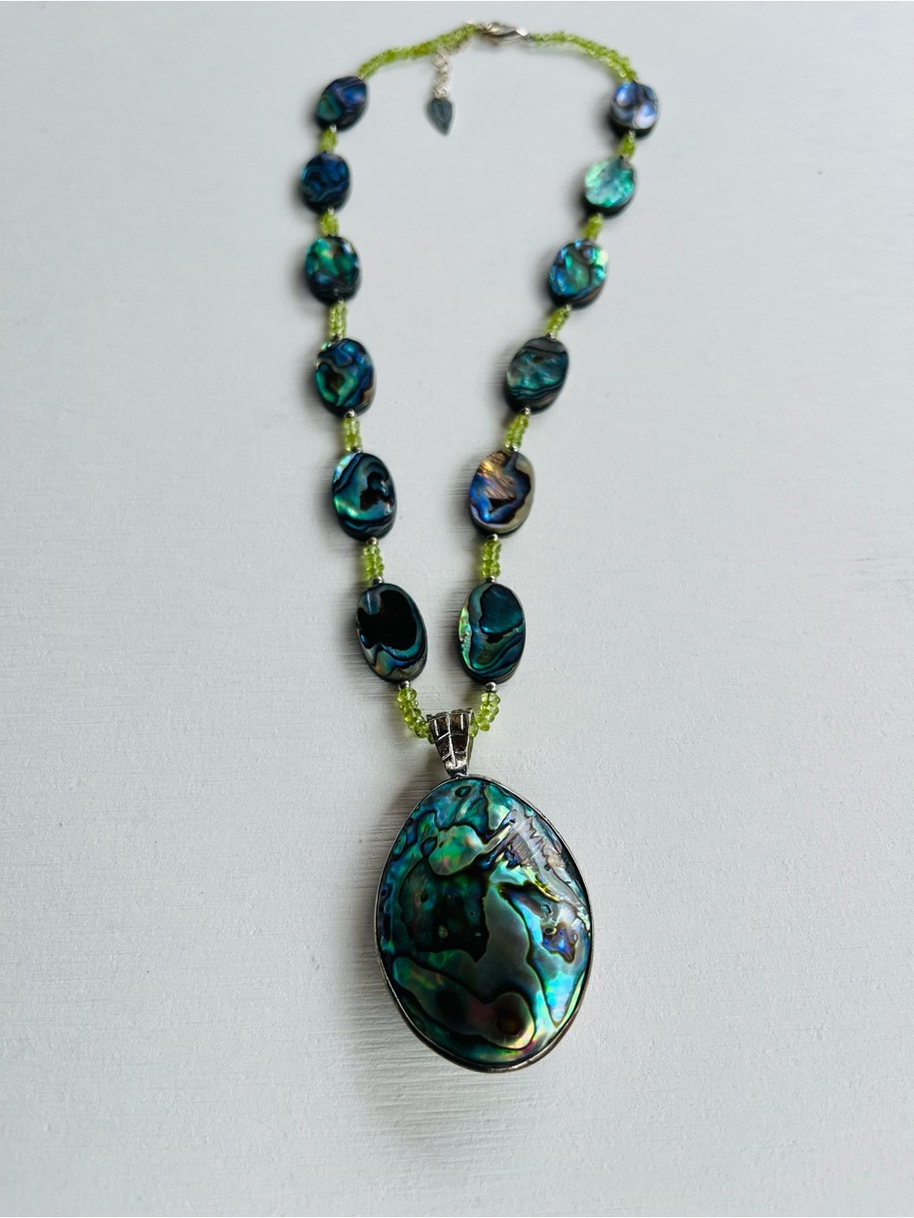 Abalone Shell Oval Pendant Necklace - Green